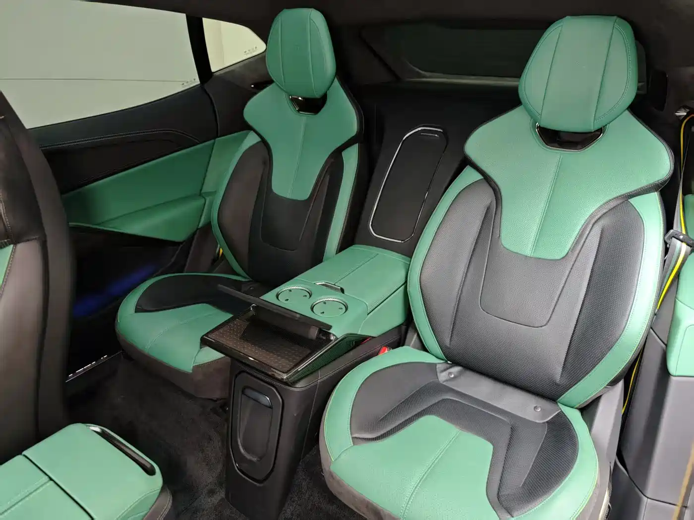 LOTUS SPORTS CAR ELETRE