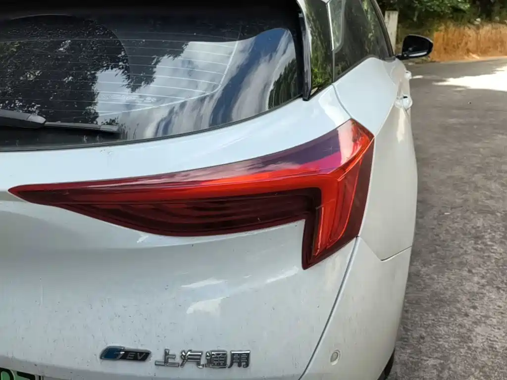 Buick Velite 6 2020 2019 Connected Smart Edition