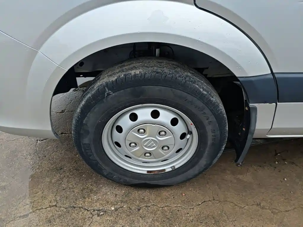 Foton Tuyano 2022 2021 2.0T Manual Tongtu Short Wheelbase Medium Roof 5/6-Seater 4F20TC3