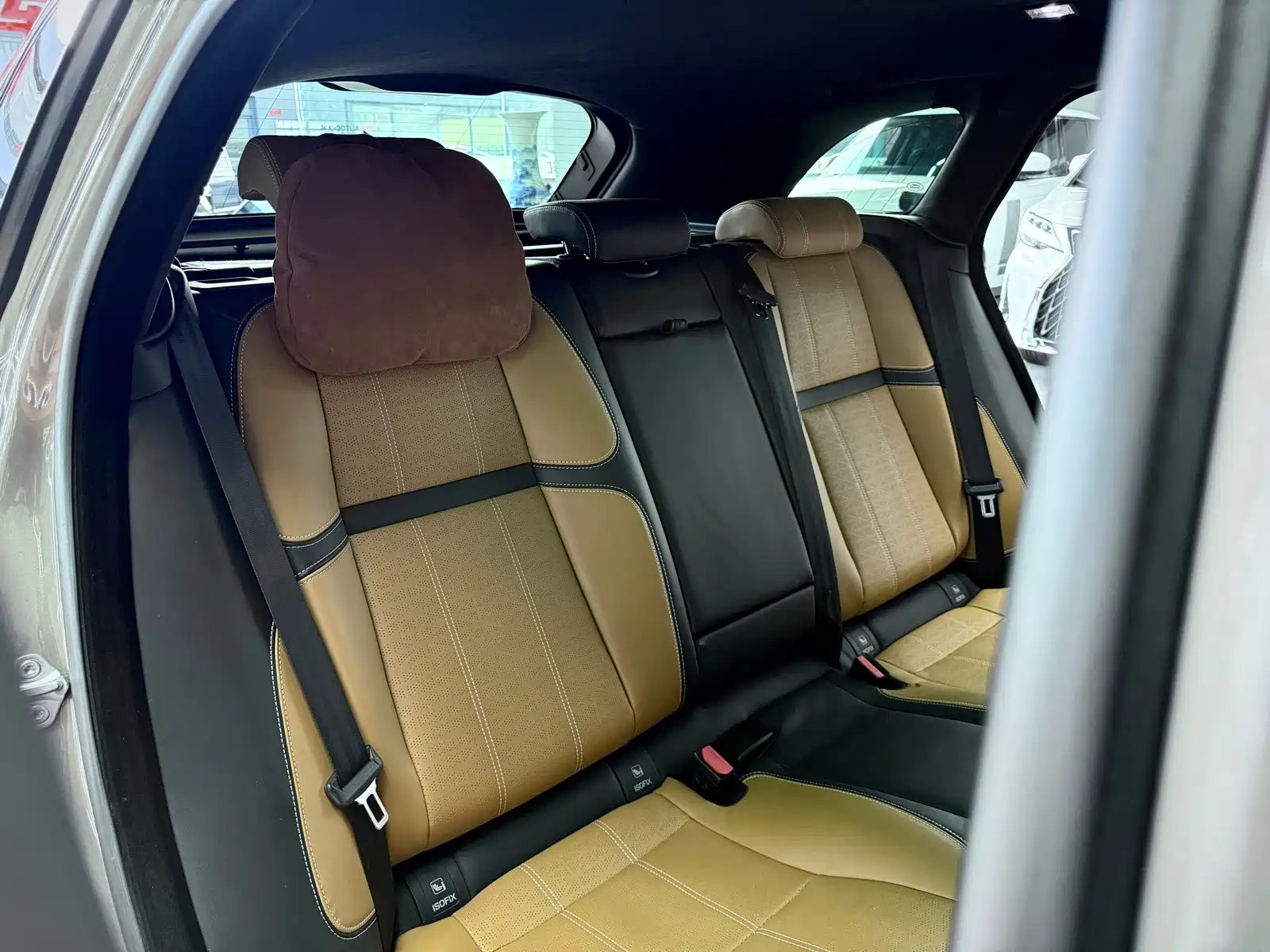 Фото 14 - Land Rover Range Rover Velar