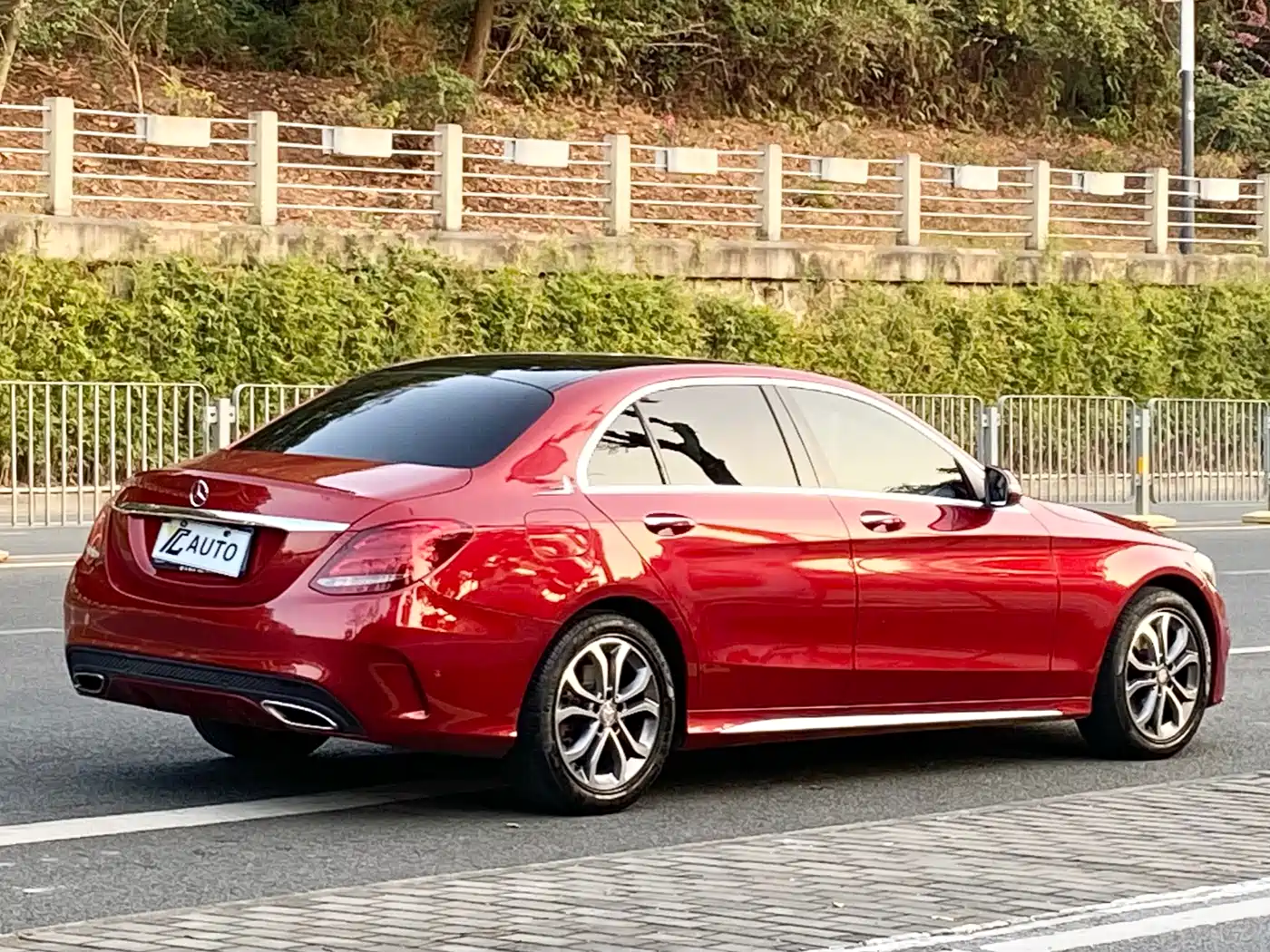 Mercedes-Benz C-Class 2015 Facelift C 200 L Sport фото 7