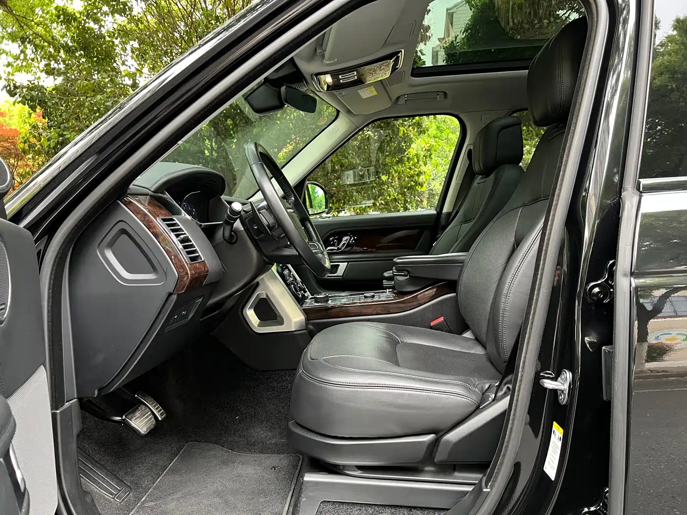 Фото 10 - Land Rover Range Rover