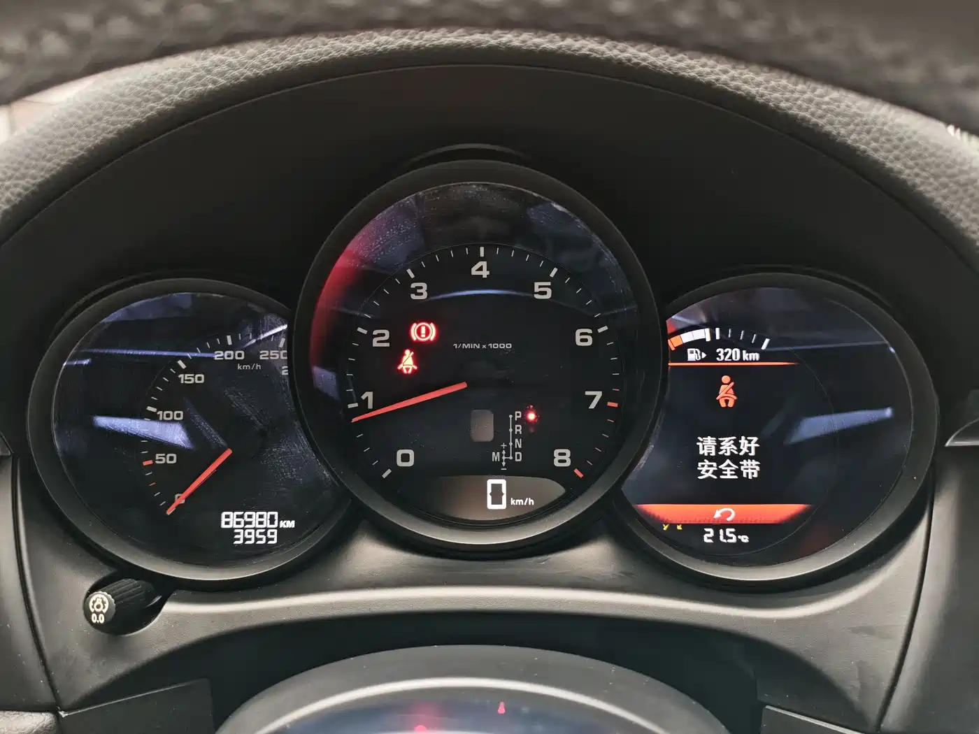 Porsche Macan 2017 Macan 2.0T фото 9