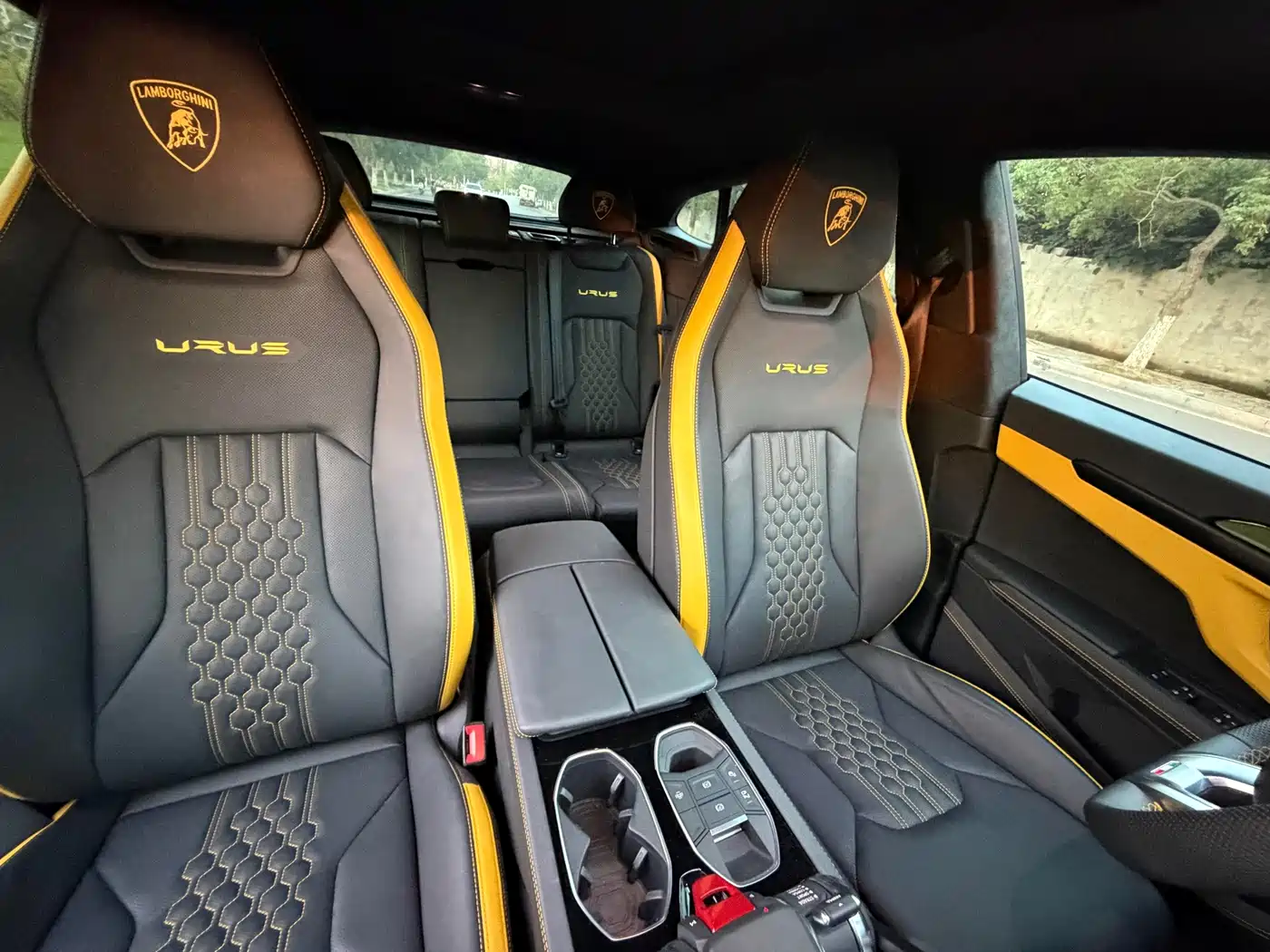 Lamborghini Urus 2024 2023 4.0T V8 S