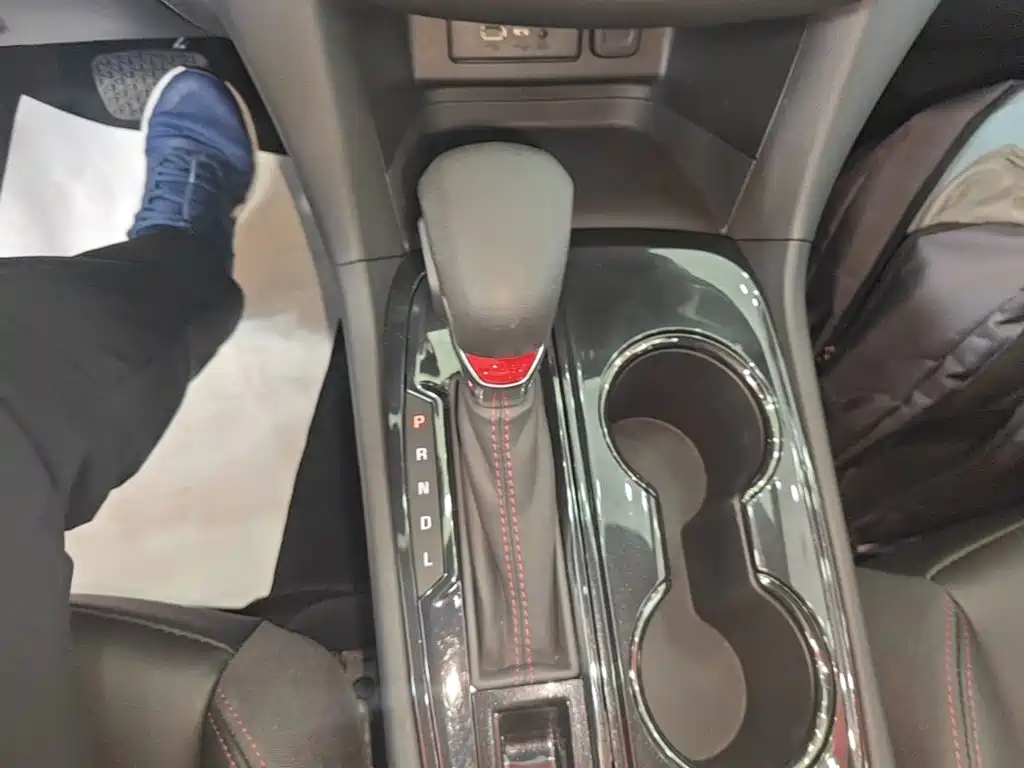 Chevrolet Equinox 2023 2022 Mild Hybrid 550T RS Intelligent Expansion Edition