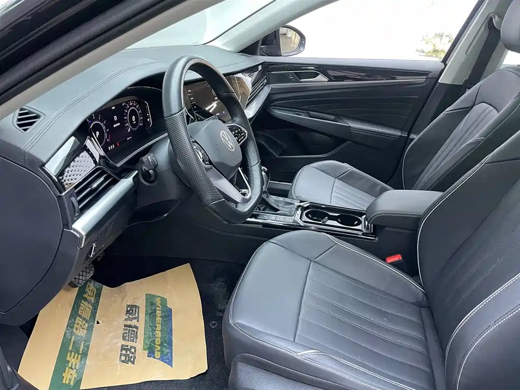 VOLKSWAGEN PASSAT NEW ENERGY