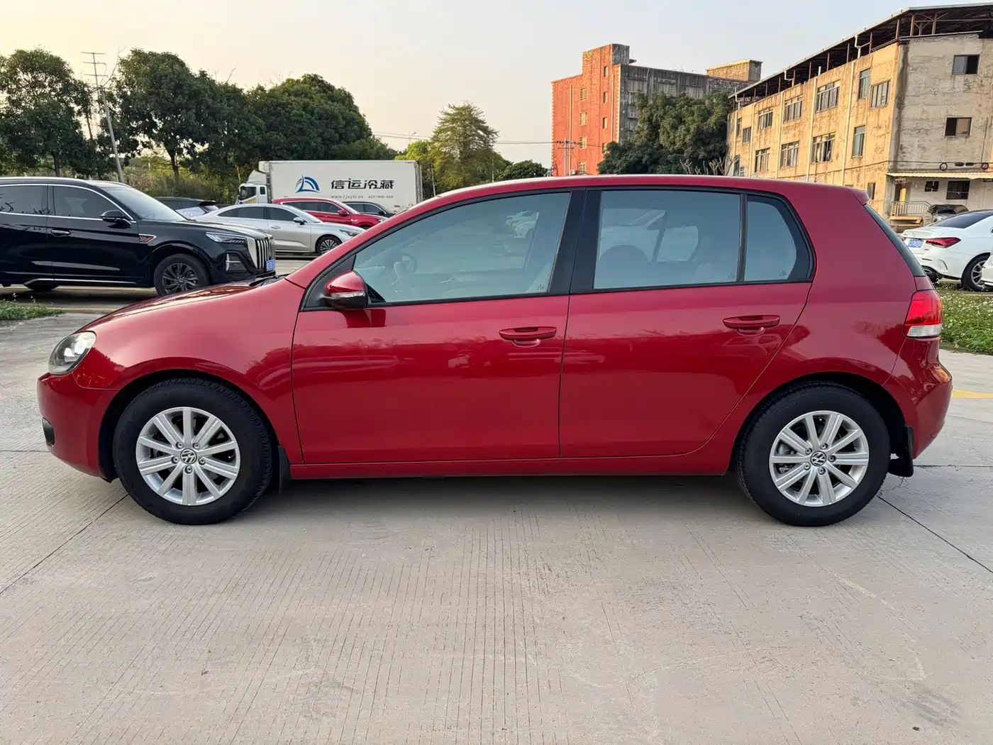 Фото 7 - Volkswagen Golf