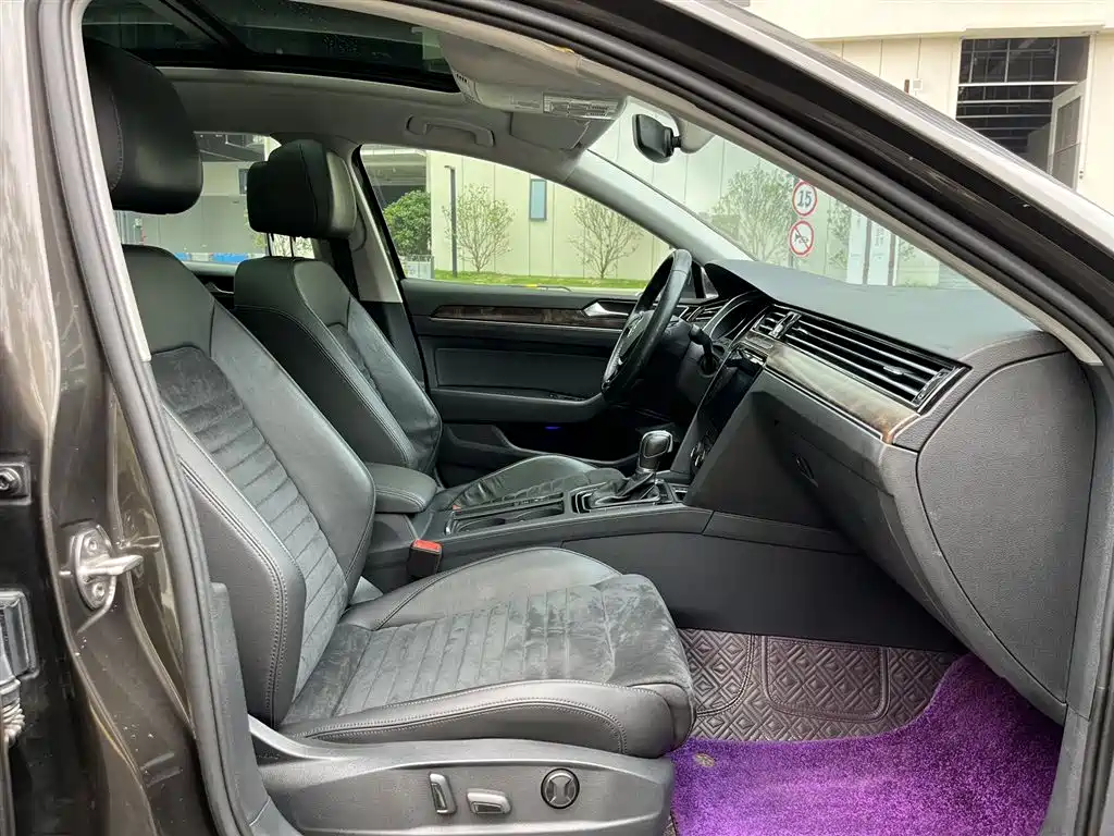 Volkswagen Magotan 2017 380TSI DSG Luxury фото 2