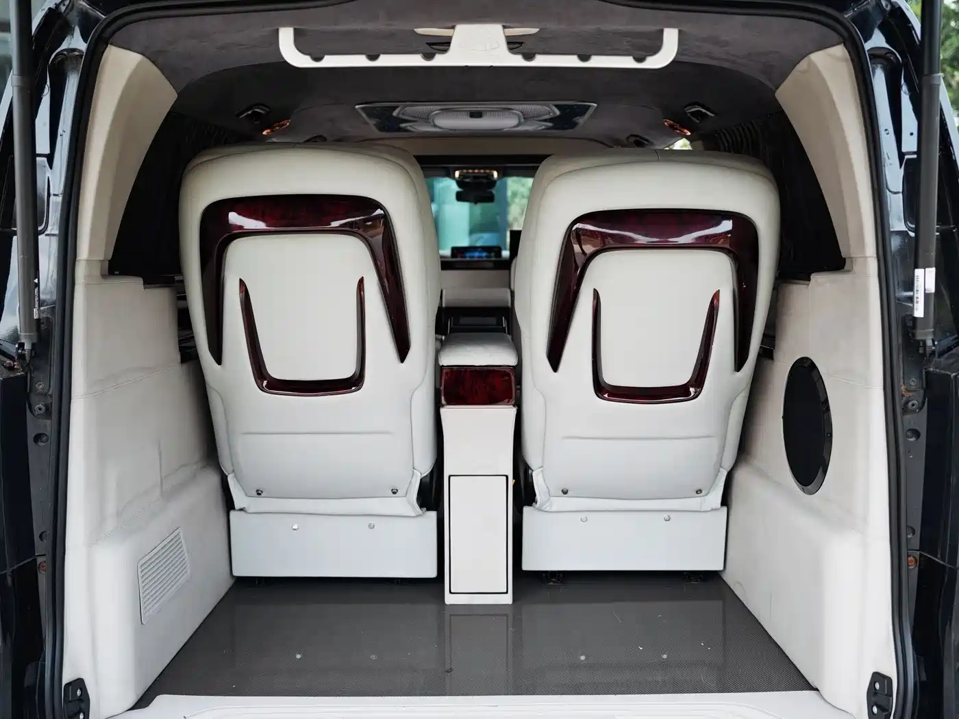 Mercedes-Benz Vito 2021 2.0T Business Edition 7-seater фото 15
