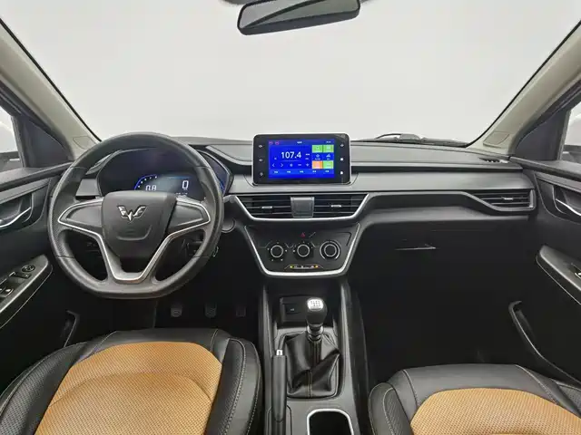 Wuling Motors Wuling Hongguang S3 2019 1.5L Manual Comfort Model China VI — фото 5