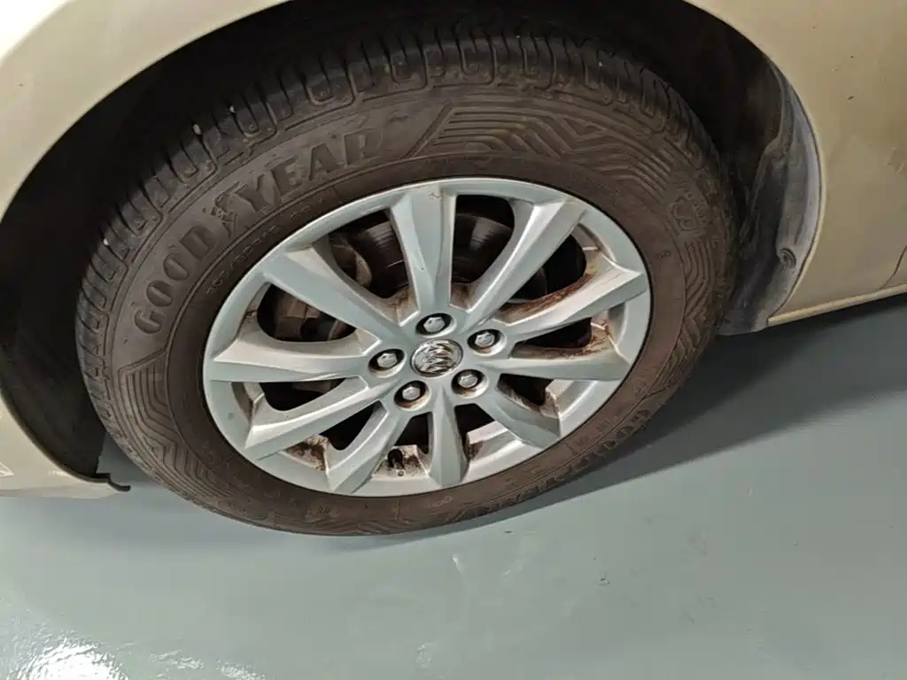 Фото 23 - Buick Excelle