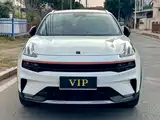 Фото 2 - Lynk & Co 06