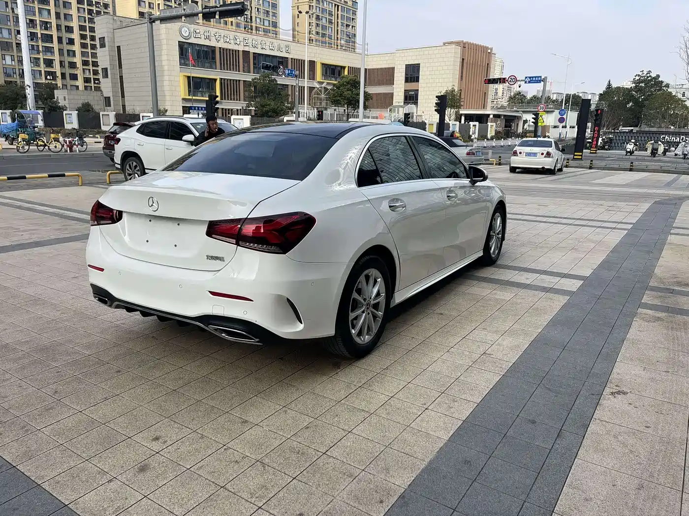 Mercedes-Benz A-Class 2020 A 200 L Sport Sedan фото 13