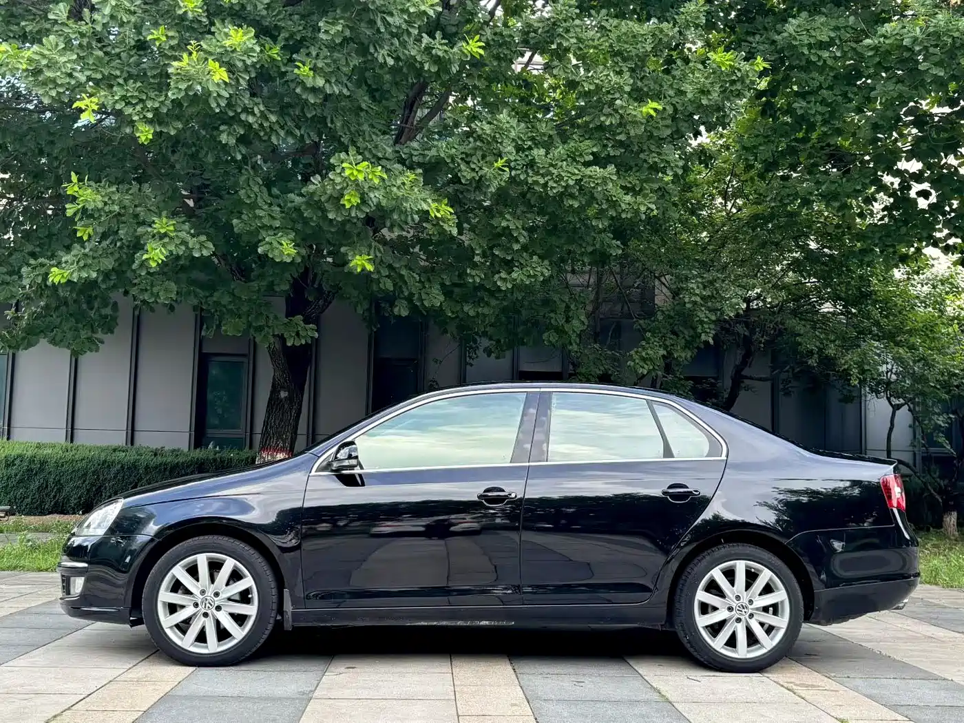 Volkswagen Sagitar 2011 2011 1.8TSI Manual Champion Edition