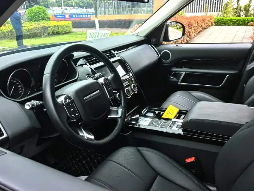 Фото 4 - Land Rover Discovery