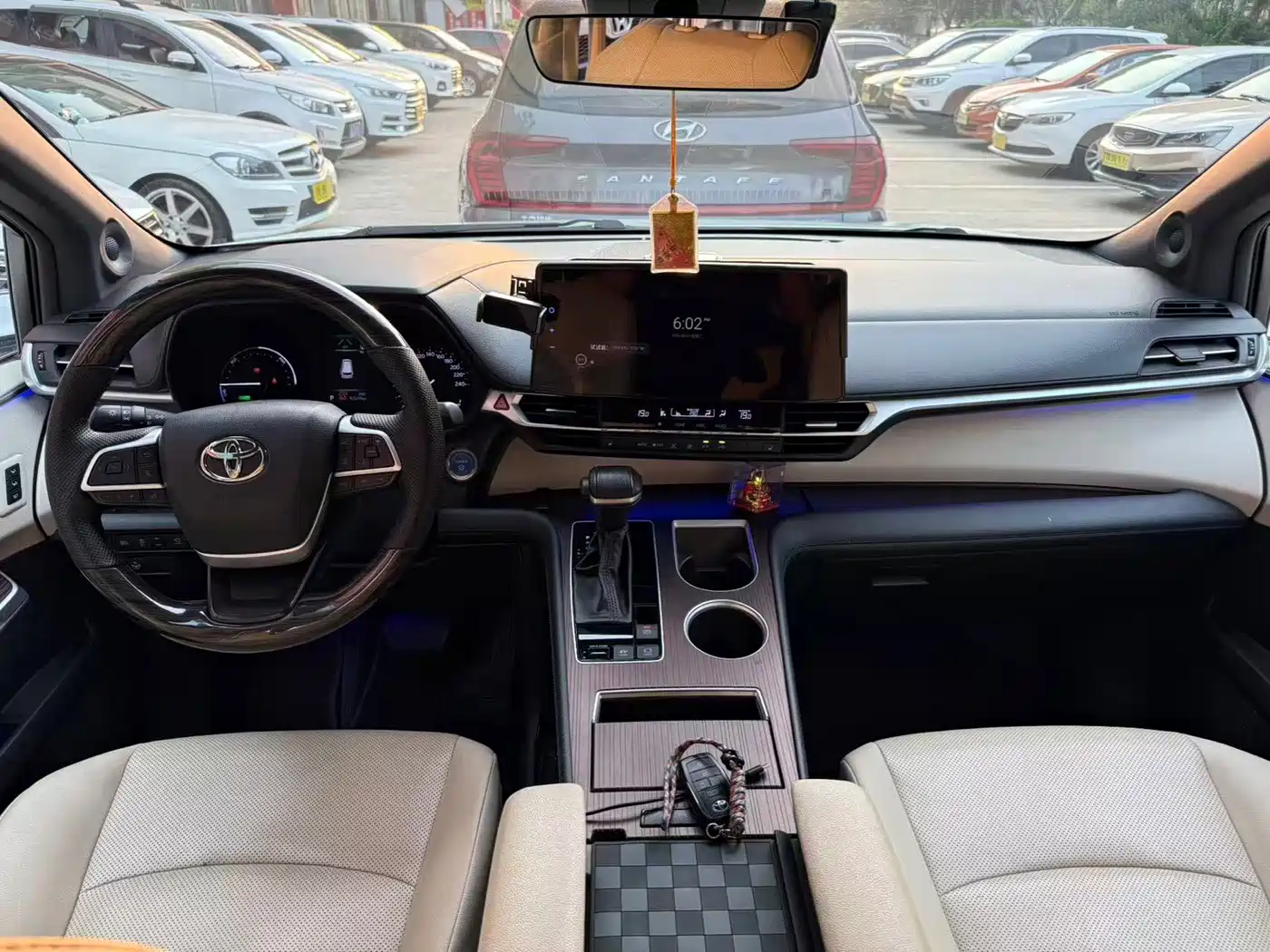 Toyota Granvia 2023 2023 2.5L Hybrid Prestige PLUS Edition