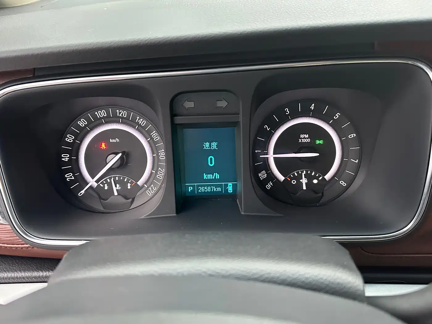 Buick GL8 2018 28T Premium Model China VI фото 14