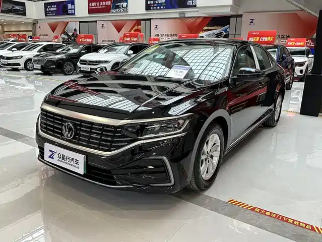 VOLKSWAGEN PASSAT NEW ENERGY