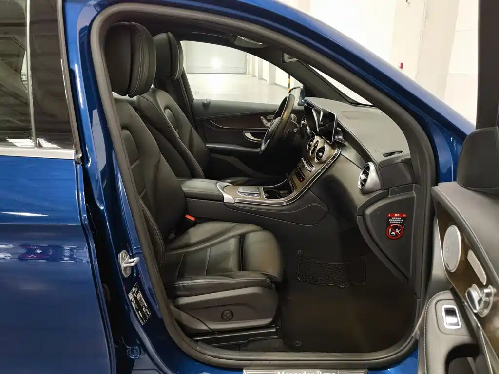 Фото 23 - Mercedes-Benz GLC