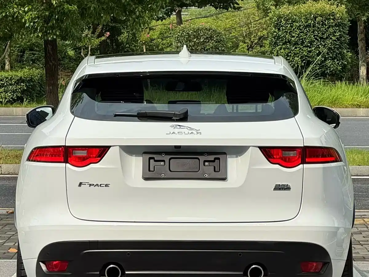 Jaguar F-PACE 2017 2016 3.0 SC 4WD R-Sport