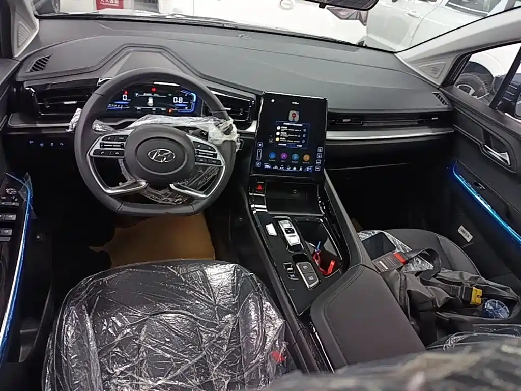 Hyundai Kustu 2024 270TGDi LUX Premium Edition фото 10