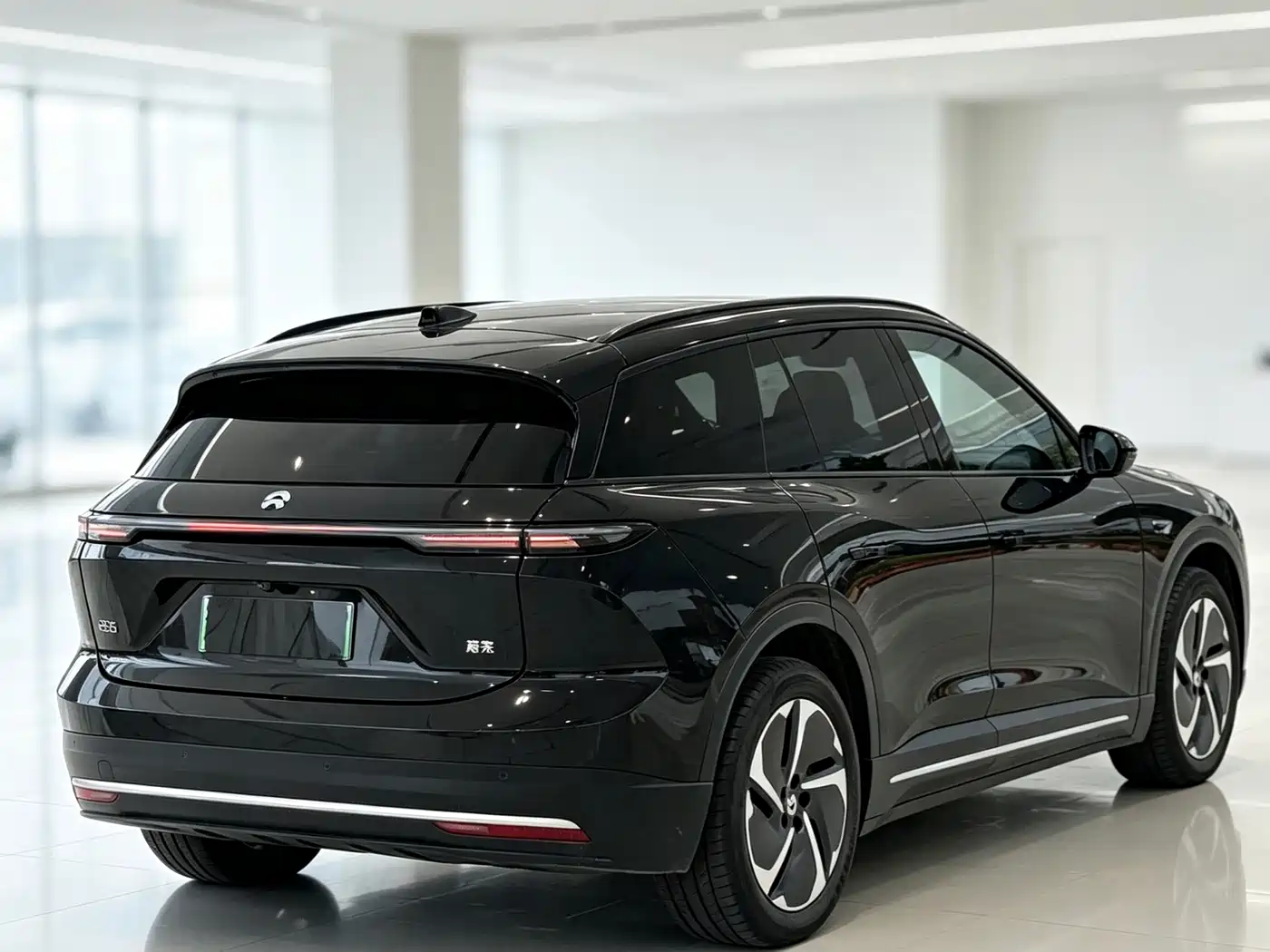 2025 NIO ES6