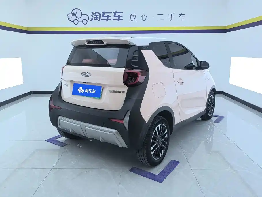 Photo 3 - QQ New Energy Little Ant