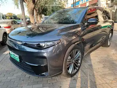 Leapmotor C16