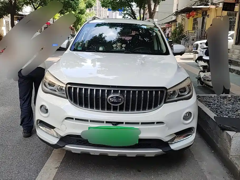 SWM Motor SWM X7 2018 2017 1.5T Automatic Smart Enjoy 7-seater