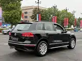 صورة 8 - Volkswagen Touareg