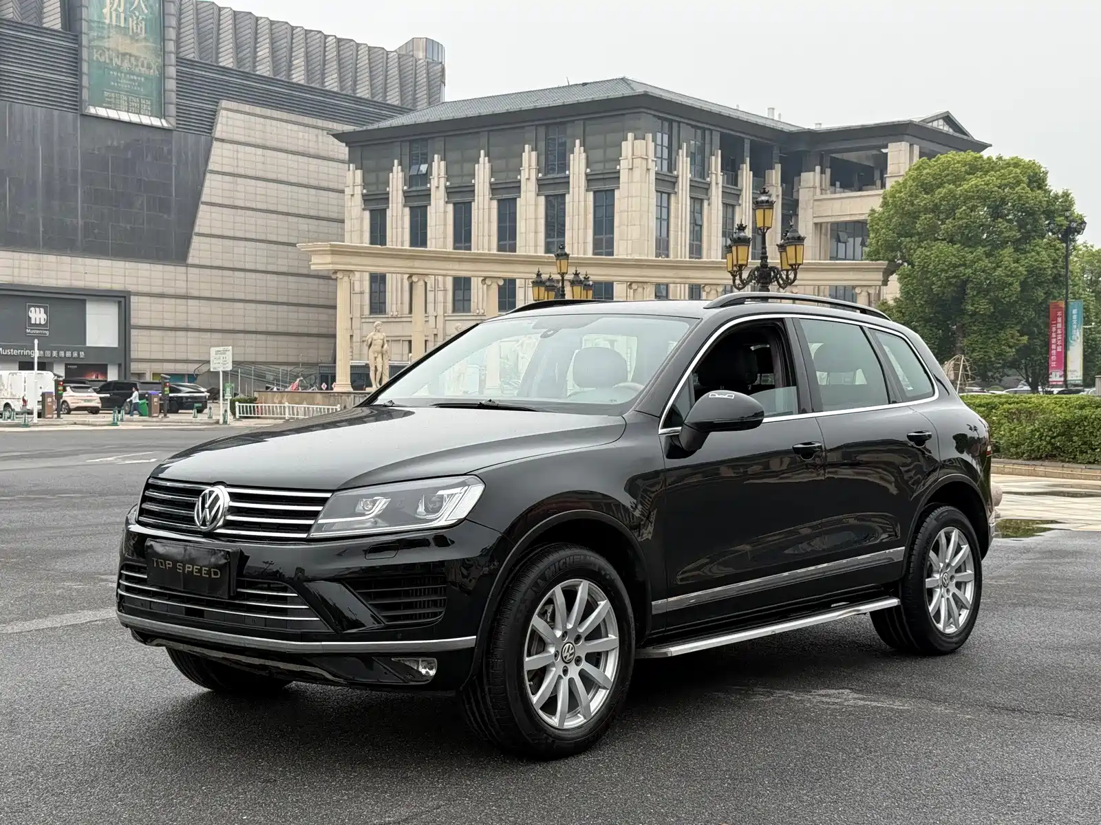 صورة 1 - Volkswagen Touareg