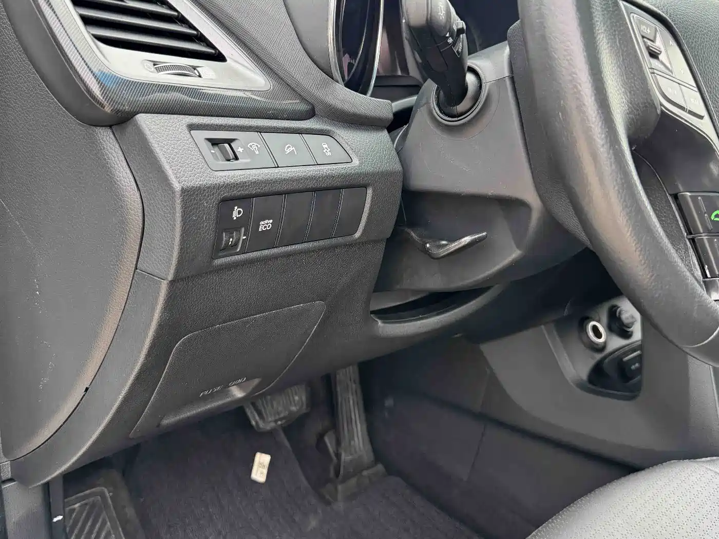 Hyundai Santa Fe 2015 2.0T Automatic 2WD Smart 5-Seater фото 8