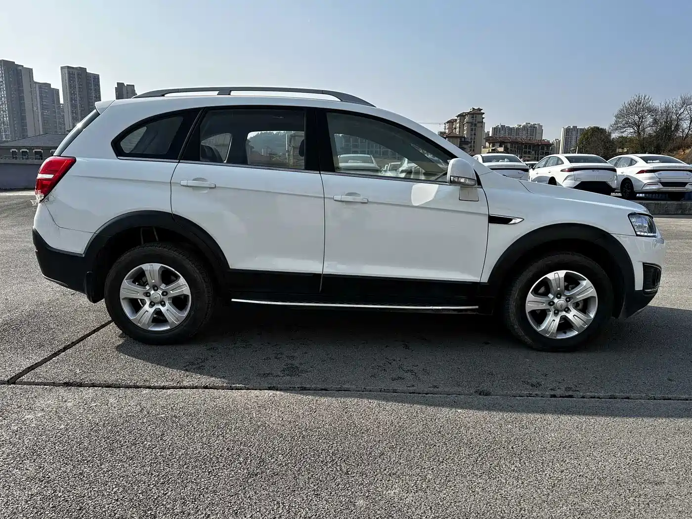 Chevrolet Captiva 2016 2015 2.4L 2WD Urban Edition 5-seater