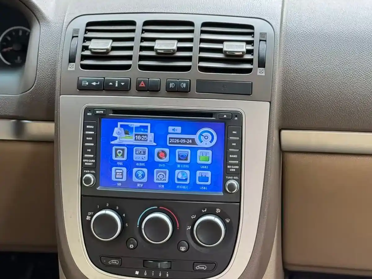 Фото 9 - Buick GL8