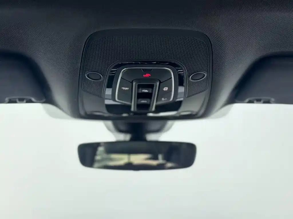 Photo 12 - Audi Q5L