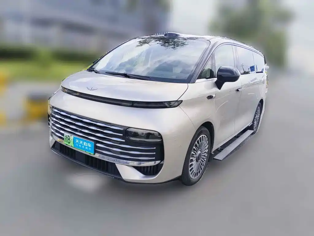 Geely Galaxy Galaxy V900 2026 2026 Model Base Version 8-Seater