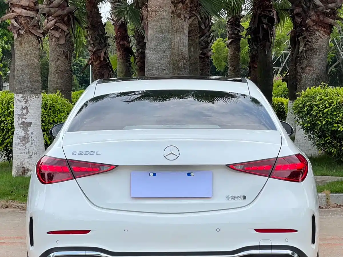 MERCEDES-BENZ CLASS C