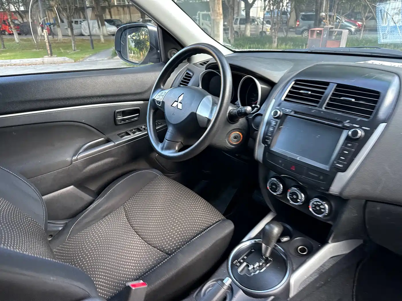 Mitsubishi ASX 2014 2013 2.0L CVT 2WD Elite