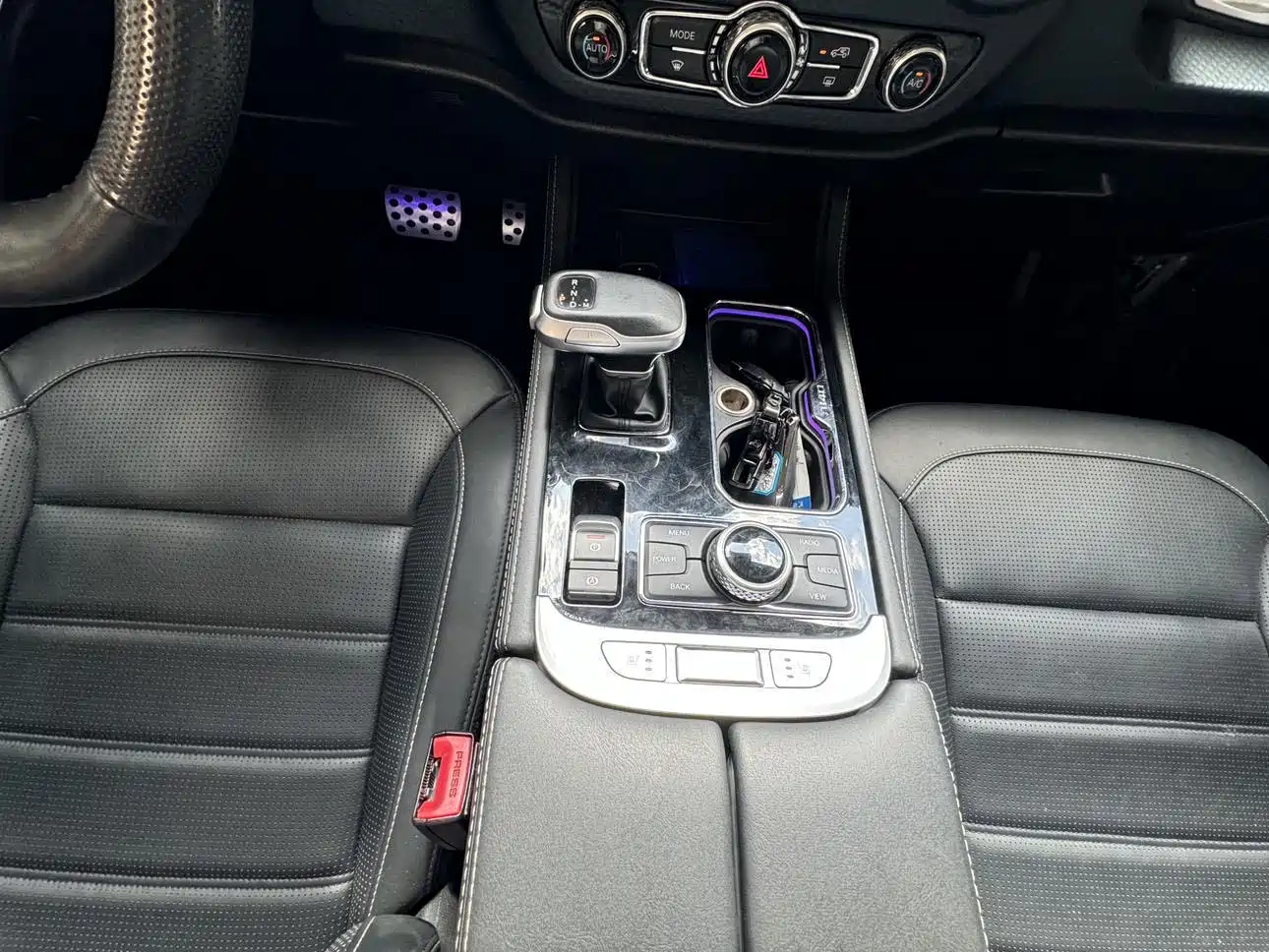 BAIC ORV Beijing Offroad BJ40 2023 2.0T Auto 4WD China Rally Champion Edition фото 9