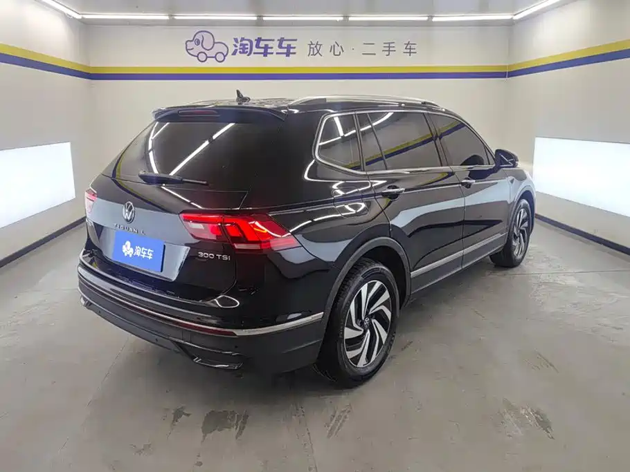 Volkswagen Tiguan L 2025 2025 Model 300TSI Auto 2WD Dragon Edition