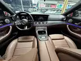 Photo 24 - Mercedes-Benz E-Class