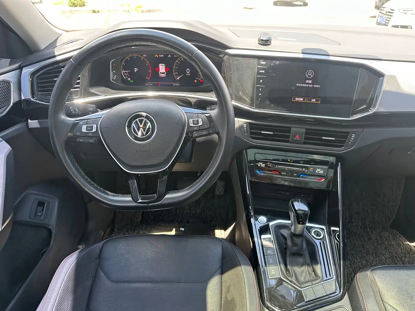 Фото 14 - Volkswagen Tayron