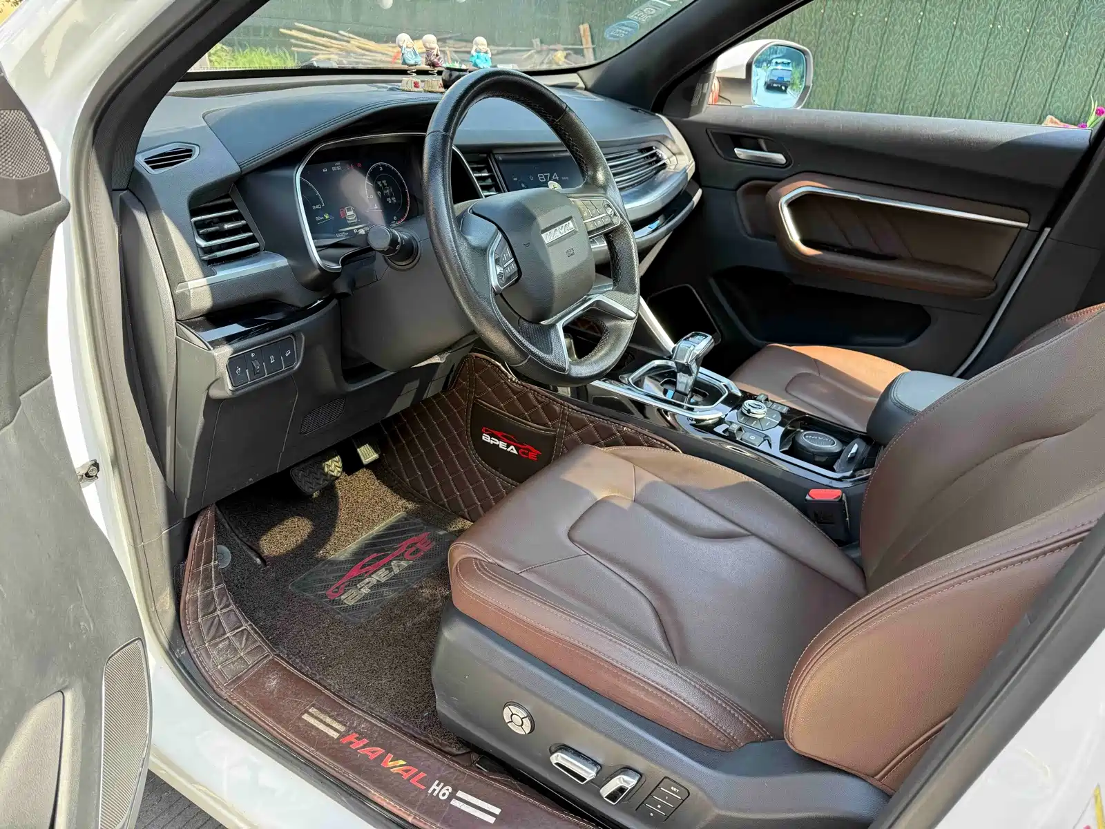 Photo 4 - Haval H6
