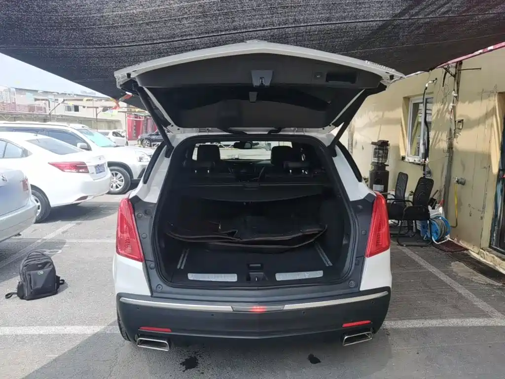 Photo 19 - Cadillac XT5