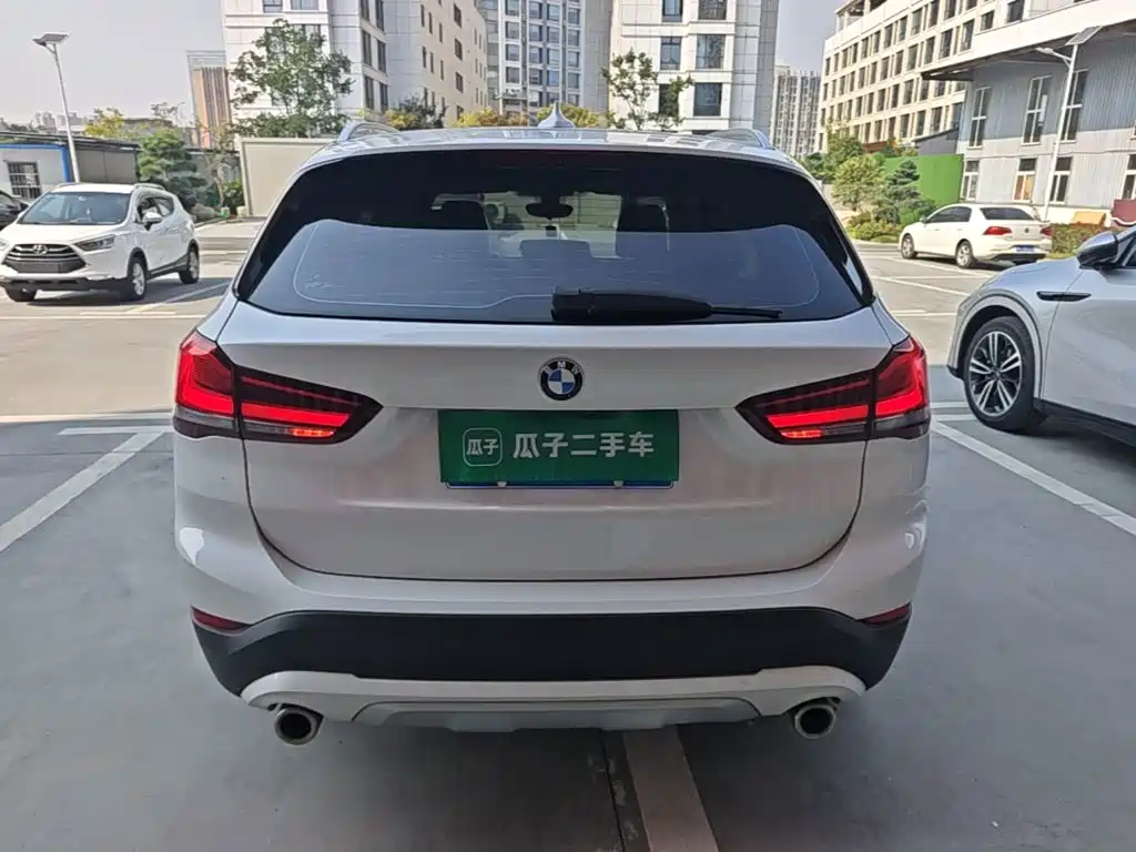 Фото 6 - BMW X1