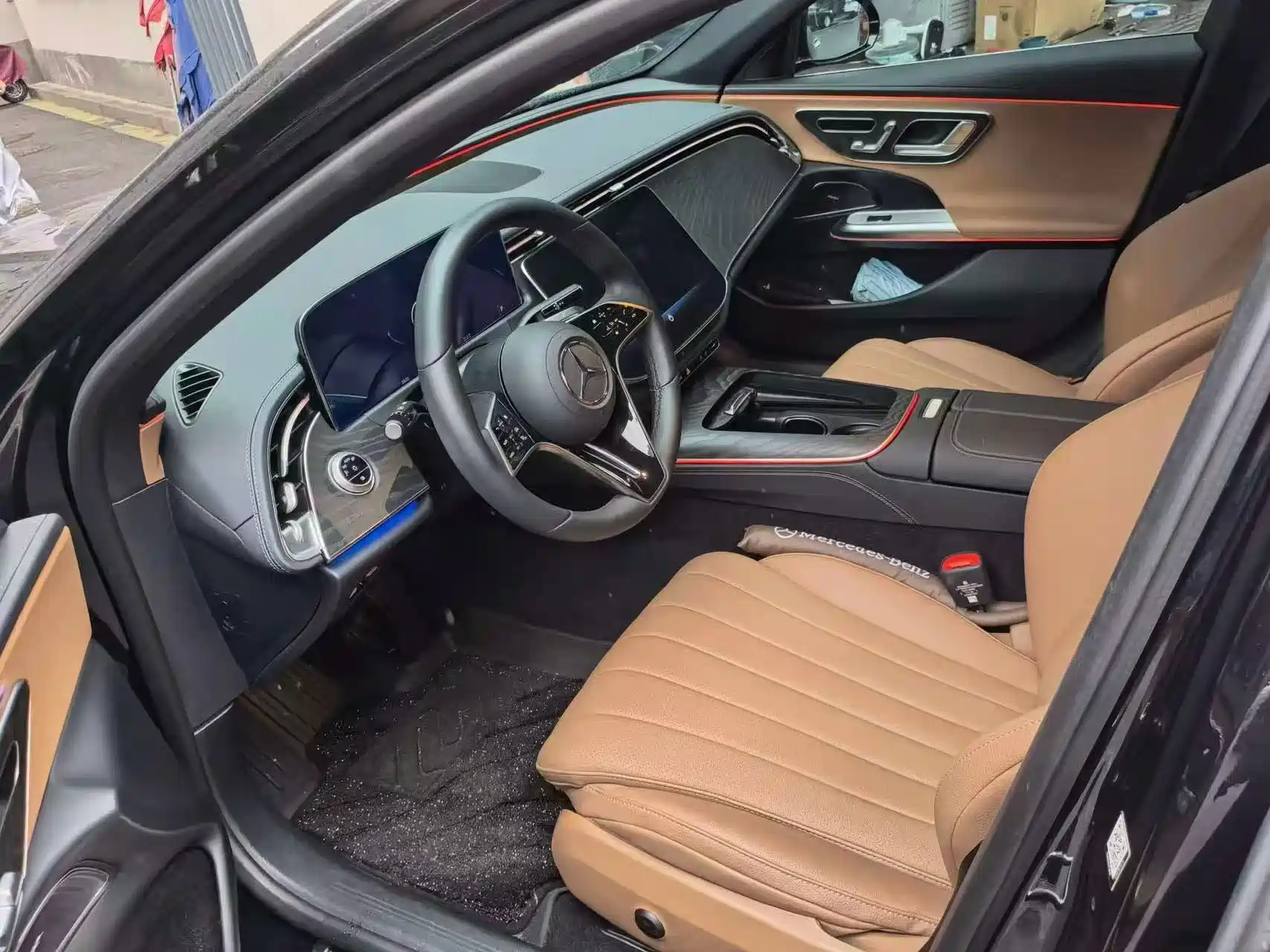 Фото 3 - Mercedes-Benz E-Class