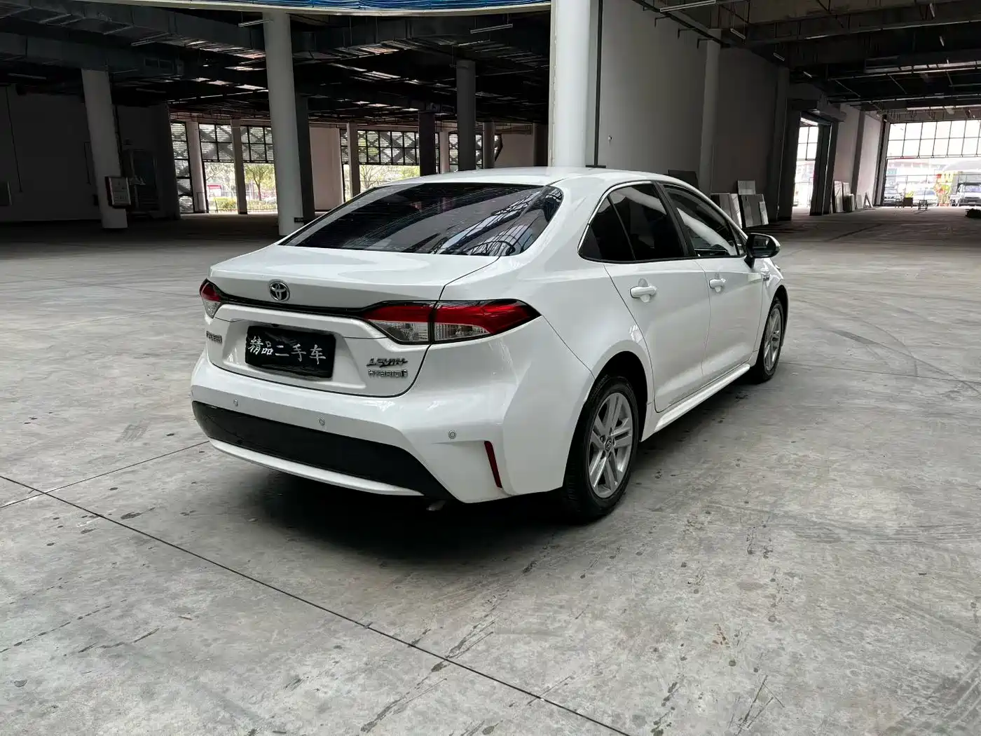 Toyota Levin 2022 Dual Engine 1.8H E-CVT Luxury Edition фото 8