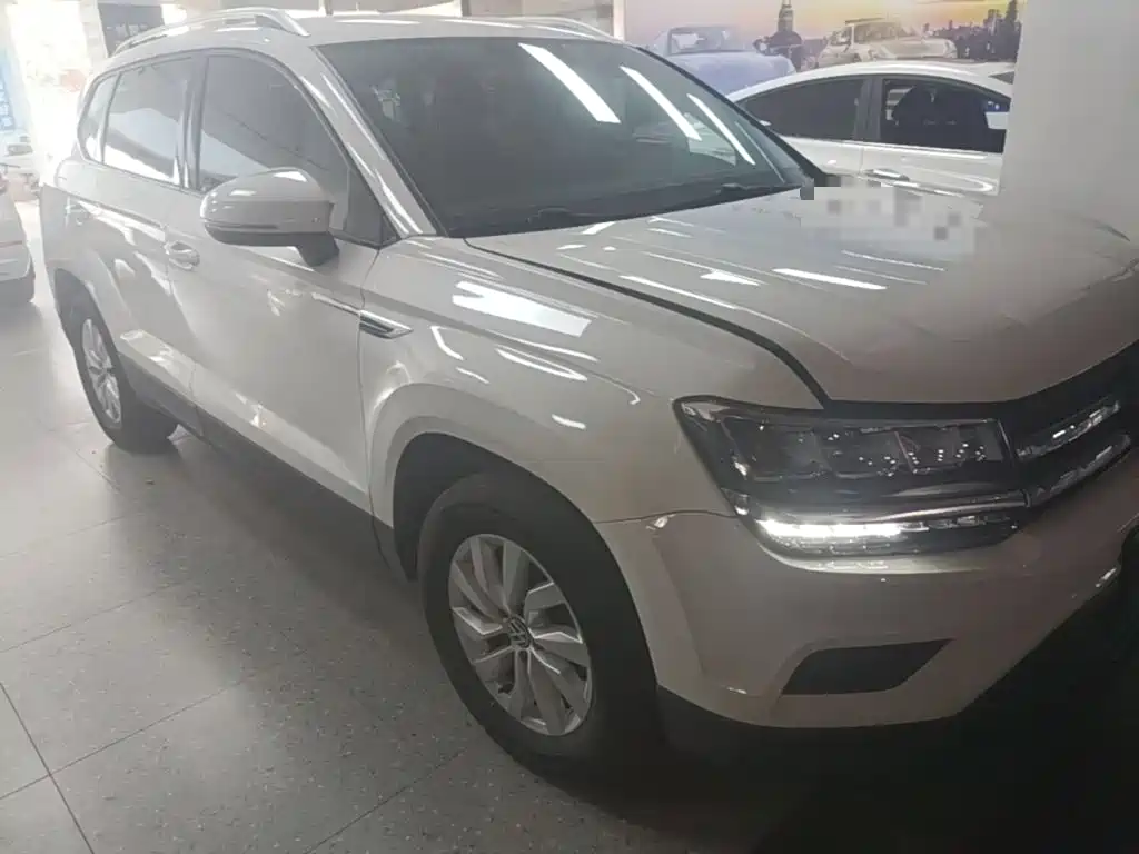 Volkswagen Tharu, миниатюра 4