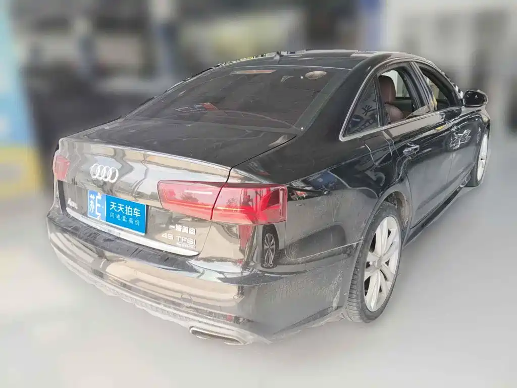 Фото 2 - Audi A6L