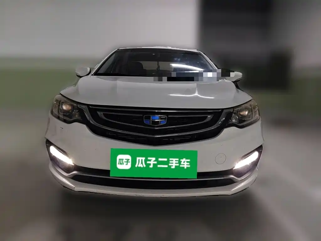 Фото 23 - Geely Vision